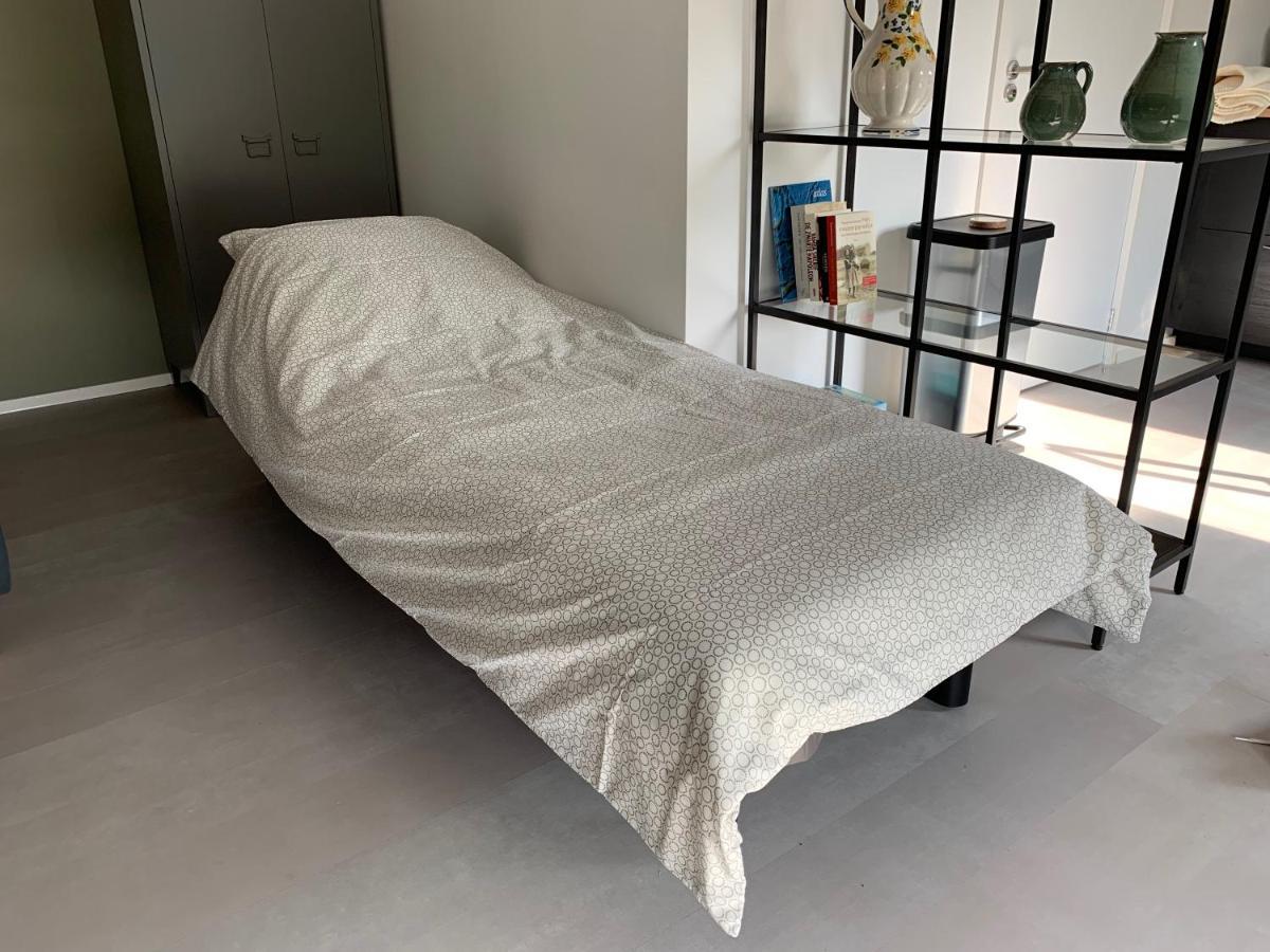 Mae Usu Villa Nieuw-Roden Luaran gambar